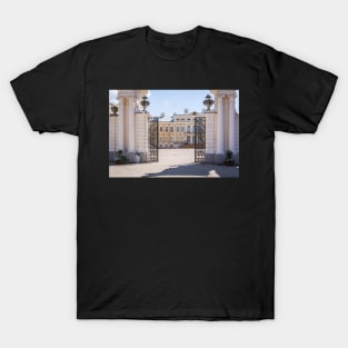 Gates at Rundale Palace in Latvia T-Shirt